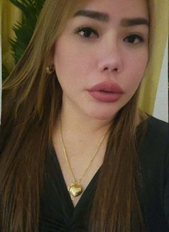 Leigh - Acompañantes transexual in Abu Dhabi Photo 12 of 12