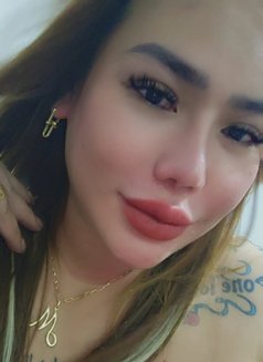 Leigh - Acompañantes transexual in Abu Dhabi Photo 11 of 11