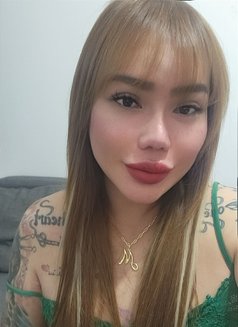 Leigh - Acompañantes transexual in Abu Dhabi Photo 11 of 12