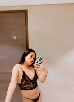 Leila Antonov - Acompañantes transexual in Manila Photo 10 of 10