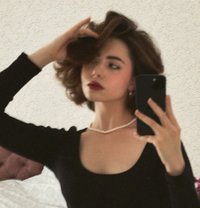 Leila , bosher - escort in Muscat Photo 4 of 4