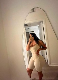 Leila - escort in Brussels Photo 1 of 9