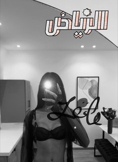 Leïla - Transsexual escort in Doha Photo 1 of 8