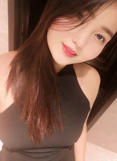 Leila - puta in Mumbai Photo 3 of 8