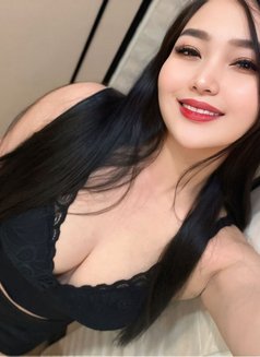 Leila - puta in Mumbai Photo 5 of 8