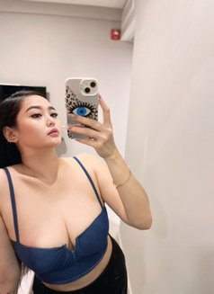 Leila - puta in Mumbai Photo 6 of 8