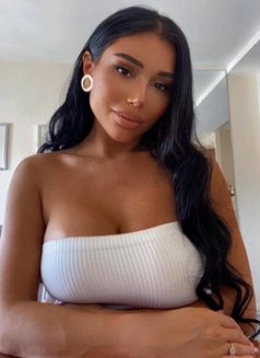 Leila High Class - escort in Dubai Photo 19 of 30