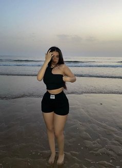 Marjan - escort in Muscat Photo 3 of 4