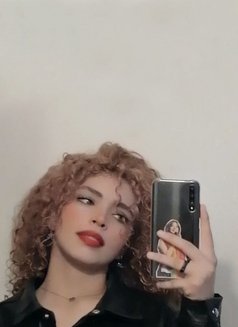 Leyla - escort in Muscat Photo 4 of 6