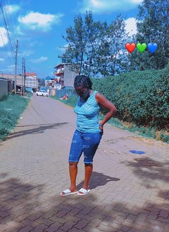 Leila - escort in Nairobi Photo 4 of 6