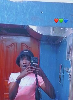 Leila - Acompañantes transexual in Nairobi Photo 3 of 3