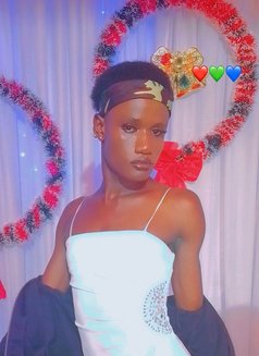 Leila - Transsexual escort in Nairobi Photo 4 of 4