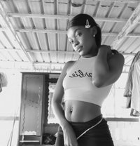Leila - escort in Kampala