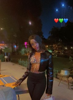 Leila - puta in Kampala Photo 8 of 8