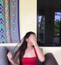 Leilani - puta in Kuwait Photo 1 of 4