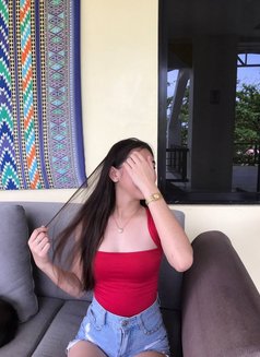 Leilani - escort in Kuwait Photo 1 of 4
