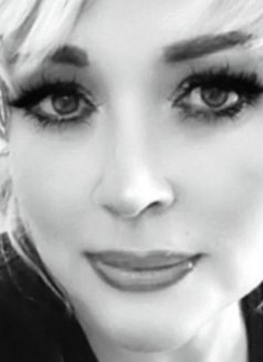 LEILA FERNANDEZ CURVY BBW - escort in Porto Photo 3 of 9