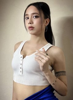 Leina - Transsexual escort in New Delhi Photo 15 of 15