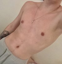 Lek - Male escort in Dubai