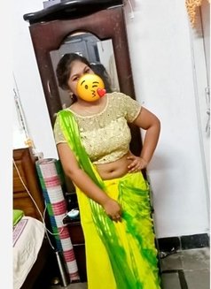 Sweety - escort in Hyderabad Photo 2 of 2