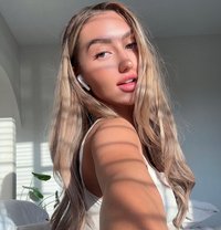 Lelaliah - escort in Athens