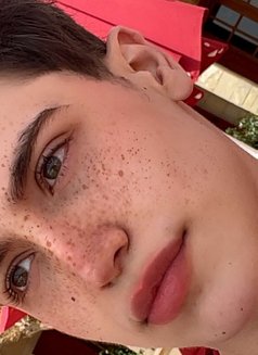 Lello - Acompañantes masculino in Beirut Photo 3 of 5