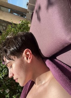 Lello - Acompañantes masculino in Beirut Photo 4 of 5