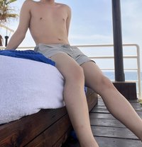 Lello - Male escort in Doha