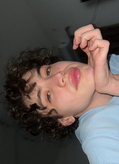 Lello - Male escort in Beirut Photo 3 of 5