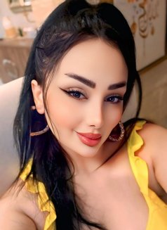 Lemar - escort in Muscat Photo 2 of 8