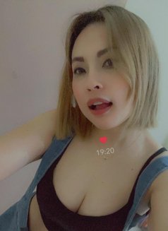 Lemon - masseuse in Dubai Photo 2 of 8