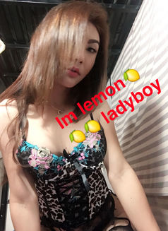 Lemonladyboytop - Transsexual escort in Dubai Photo 1 of 4
