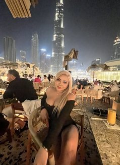 Lemony - escort in Dubai Photo 3 of 9