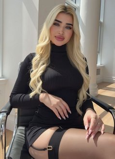 Lara 🫦 - escort in Dubai Photo 9 of 14