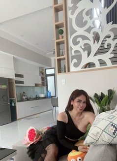 Lena - escort in Dubai Photo 3 of 6