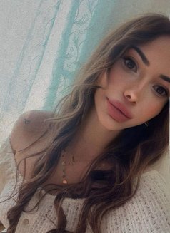 Lena - escort in İstanbul Photo 1 of 7