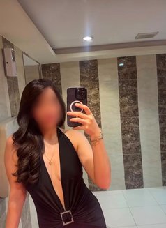Lena - companion in Dubai Photo 10 of 18