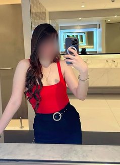 Lena - companion in Dubai Photo 12 of 18