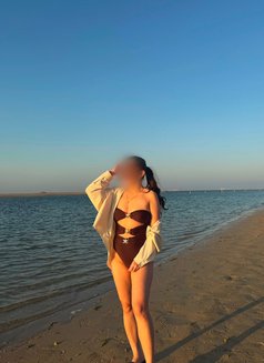 Lena - companion in Dubai Photo 14 of 18