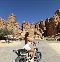 Lena - puta in Dubai