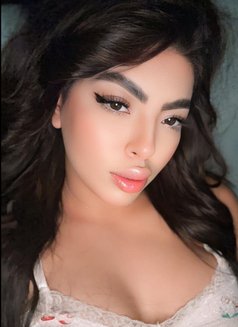 Lena - escort in Dubai Photo 1 of 5