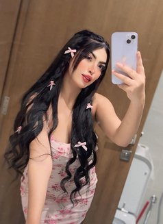 Lena - escort in Dubai Photo 3 of 5