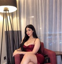 Lena - puta in İstanbul Photo 14 of 29