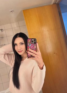 Lena shemale - Transsexual escort in Dubai Photo 5 of 19
