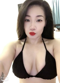 Lena - puta in Pattaya Photo 6 of 7