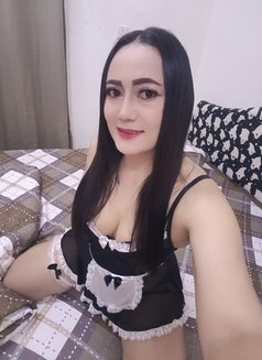 Lena - escort in Muscat Photo 6 of 7