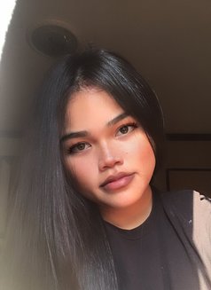 Lena - puta in Pattaya Photo 2 of 2