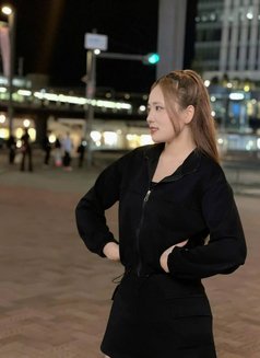 Lena - escort in Tokyo Photo 2 of 18