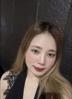 Lena - escort in Tokyo Photo 10 of 18