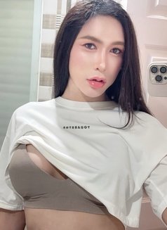 Lena - Acompañantes transexual in Dubai Photo 18 of 21